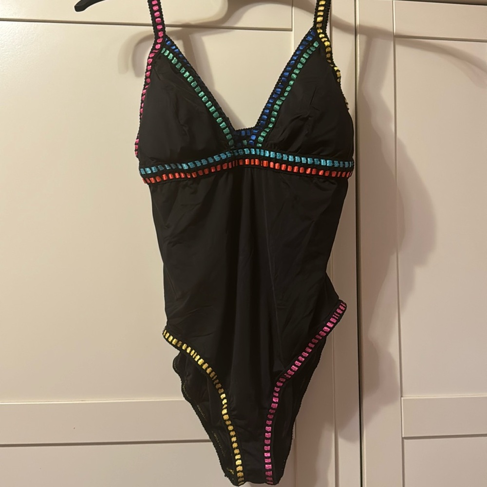 La Blanca size 16 black one piece bathing suit with multicolored detail